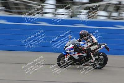 media/Oct-15-2022-Fastrack Riders (Sat) [[9a18b22502]]/Level4/Start Finish 900am/